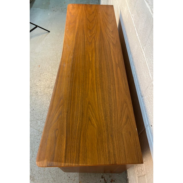 Kent Coffey Mid-Century "Eloquence" Walnut Dresser For Sale - Image 11 of 18