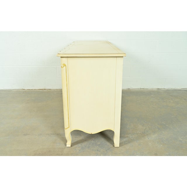 Drexel Heritage French Provincial Louis XV Cream Lacquered Paint-Decorated Triple Dresser or Credenza, 1970s For Sale - Image 11 of 13