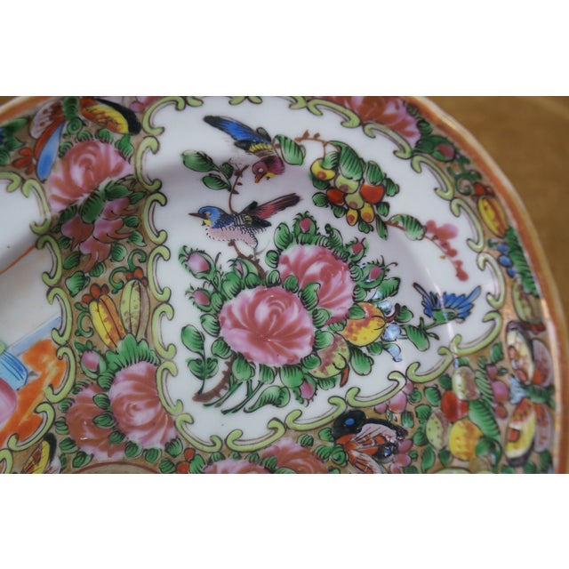 Antique Chinese Export Famille Rose Medallion Porcelain Serving Bowl & Platters For Sale - Image 16 of 18