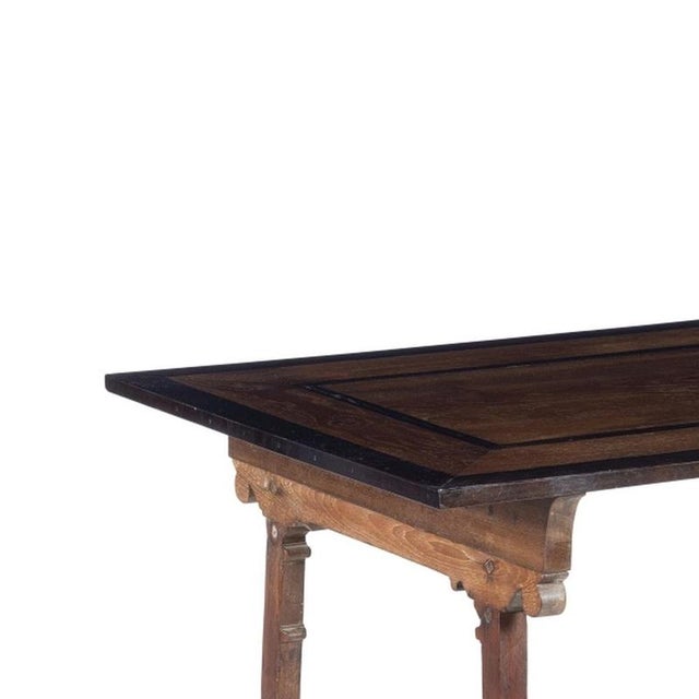 Furniture - Indo-Portuguese camp table - 17th century. from the 17th century; made of teak wood with ebony inlays. Lyre-...