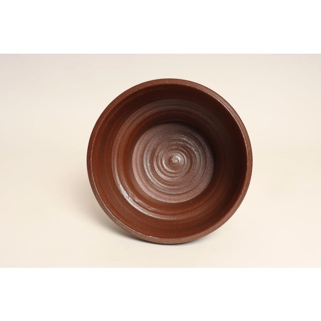 Mid-Century Modern Large Vintage Maroon and Charcoal Sgraffito Ceramic Planter by Deanna Nichols For Sale - Image 3 of 14