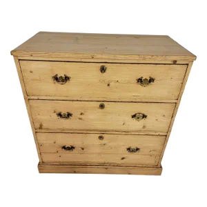 Antique English Pine 3 Drawer Chest of Drawers - Circa 1900