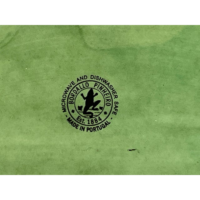 Bordallo Pinheiro Portugal Majolica Green and White 14.5” Cabbage Leaf Platter For Sale - Image 9 of 9
