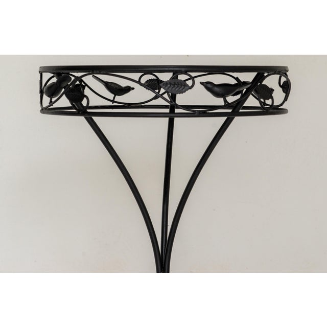 Metal Bird Adorned Round Metal Garden Side Table, Cast Design, USA, 1980s For Sale - Image 7 of 13