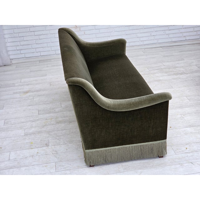 Vintage Danish Three-Seater Sofa in Green Furniture Velour and Beech Wood, 1970s For Sale - Image 11 of 18