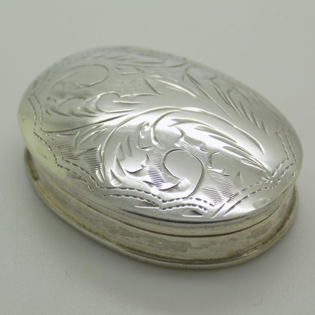 Vintage Italian Sterling Silver 925 Chiseled Oval Trinket Box by Gardenia Preziosi, 1980s For Sale - Image 6 of 14