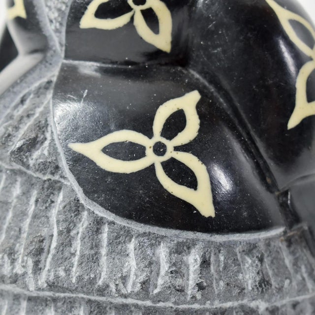 African Early 20th Century Shona Stone Woman Sculpture In The Style of Colleen For Sale - Image 3 of 9