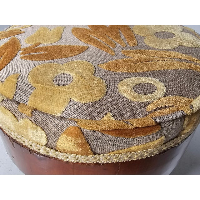 Set of Art Deco Walnut and Floral-Printed Fabric Stools, Italy, 1930s For Sale - Image 10 of 12