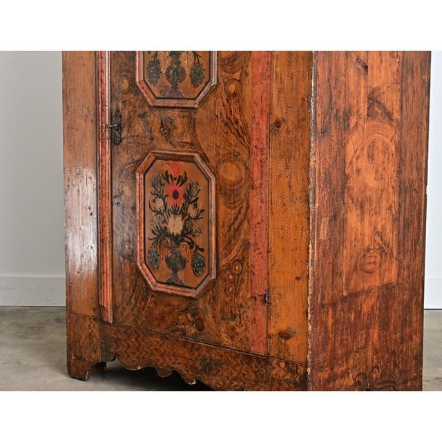 Italian 18th Century Painted Wardrobe For Sale - Image 4 of 15