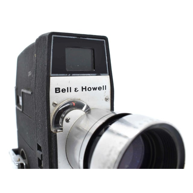 Metal Mid 20th Century Bell & Howell Electric Eye 8 Mm Roll Film Movie Camera Usa For Sale - Image 7 of 11