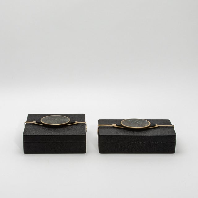 Modern Set of 2 Boxes in Shagreen With Semi-Precious Stone and Brass by Kifu Paris For Sale - Image 3 of 8
