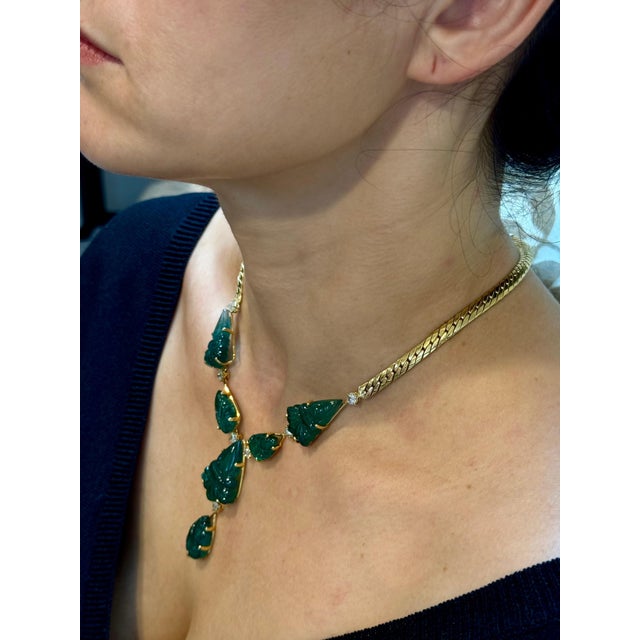 115 Ct Natural Carved Drop Emerald & 4 Ct Diamond Necklace 18 Kt Gold Necklace For Sale - Image 11 of 18
