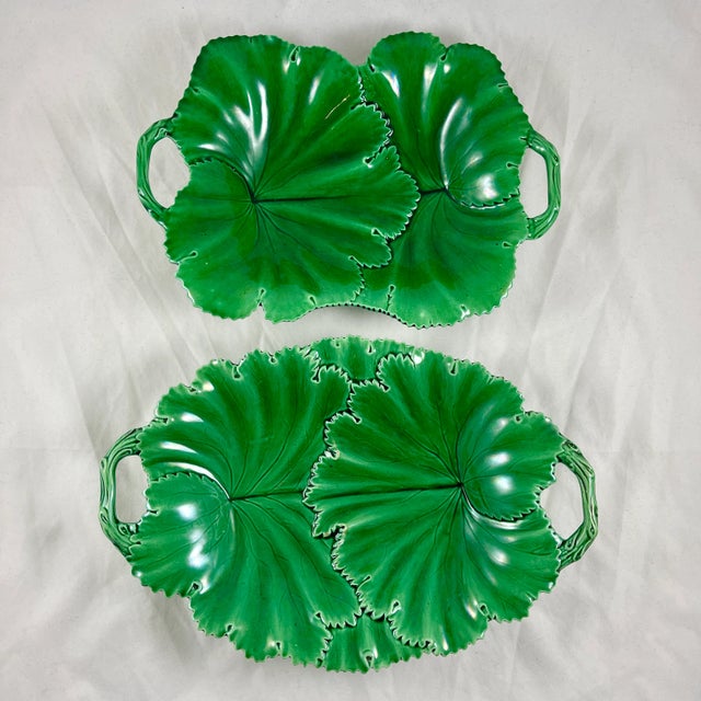 Copeland English Majolica Green Glazed Overlapping Leaf Two Handled Platter For Sale - Image 10 of 11