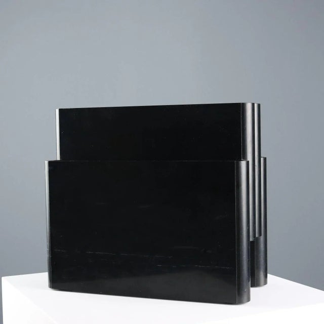 Vintage Magazine Rack from Kartell, 1980s For Sale - Image 5 of 10