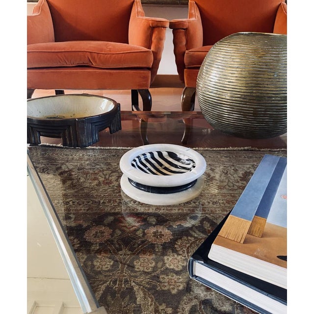 1970s Black and White Marble Inlays Ashtray, 1970s For Sale - Image 5 of 18