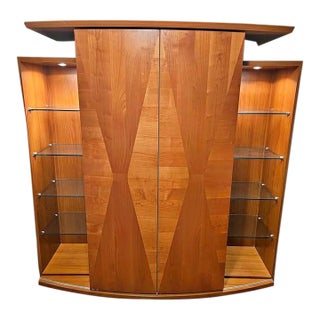 Late 20th Century Alf Italia Olga Entertainment Center · Italian Modern Wall Unit · Lighted Display + Media Storage For Sale