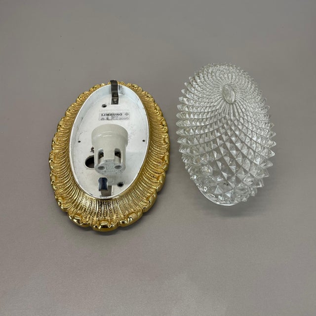 Gold Tone Glass Wall Light attributed to Glashütte Limburg, 1970s For Sale - Image 8 of 17
