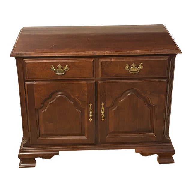 1990s Keller Furniture Chippendale-Style Buffet Cabinet/Sideboard | Solid Wood Cherry Finish For Sale