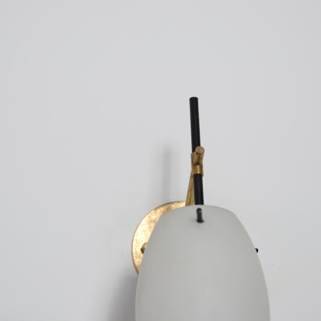 Metal Mid-Century Italian Wall Sconces in Brass, Black Lacquer and Opaline Glass, 1950s, Set of 2 For Sale - Image 7 of 11