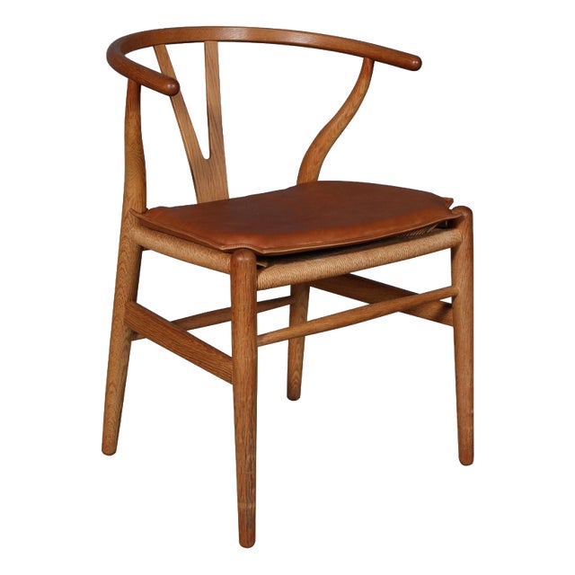 Wishbone Chair Cushion in Cognac Leather by Hans J. Wegner For Sale