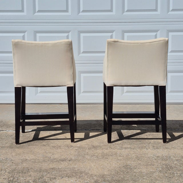 Pair of Lee Industries Linen Slipcovered Upholstered Counter Height Stools For Sale - Image 9 of 13