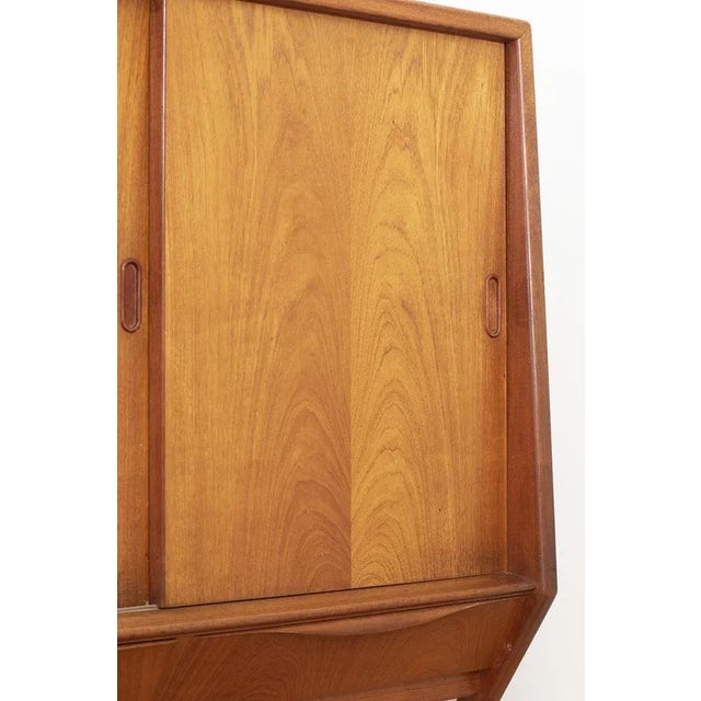 Large Brown Sideboard For Sale - Image 6 of 18