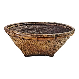 Vintage Mid-Century Philippine Tribal Labba Woven Grain Basket Bowl Centerpiece For Sale