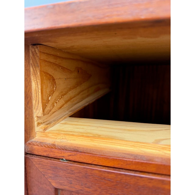 1960s Pair of William Watting Teak Nightstands With Drawer and Open Shelf, Attributed For Sale - Image 16 of 17