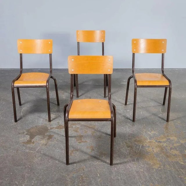 French Mullca Stacking Dining Chair, 1960s For Sale - Image 3 of 9