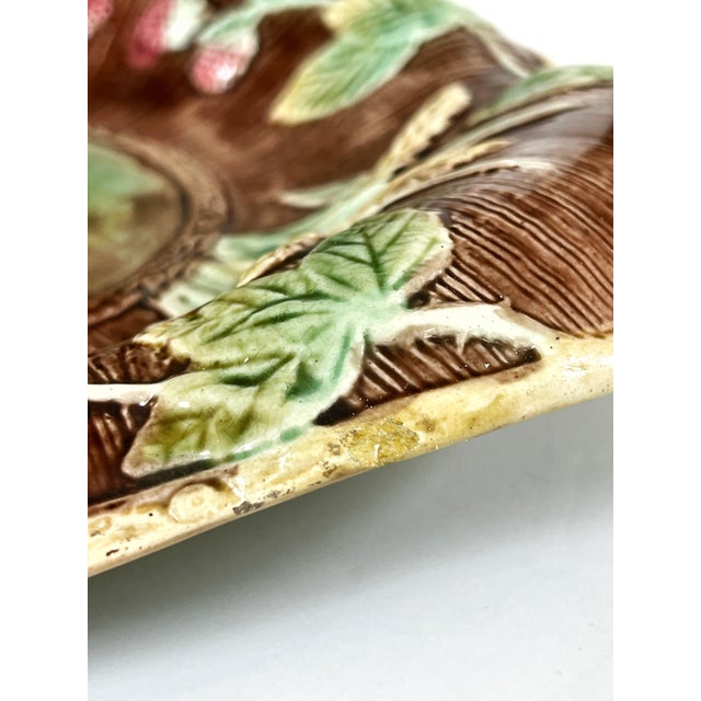 Antique 19 Century Majolica Large 14" Wide Bread Tray W/Wheat Sheaves Berries Tortoise Center For Sale In Houston - Image 6 of 7
