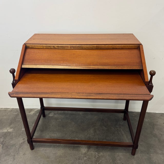 Desk attributed to Fratelli Proserpio For Sale - Image 4 of 10