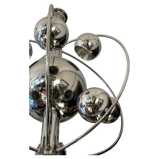 1970s Mid-Century Modern Italian Space Age Chrome Chandelier from Reggiani, 1960 For Sale - Image 5 of 6