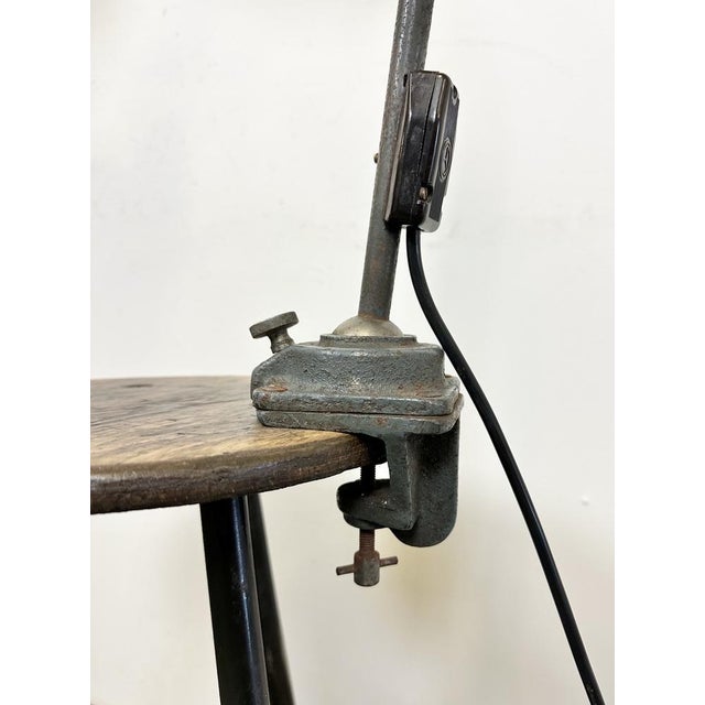 1960s Large Industrial Grey Workshop Table Lamp, 1960s For Sale - Image 5 of 18