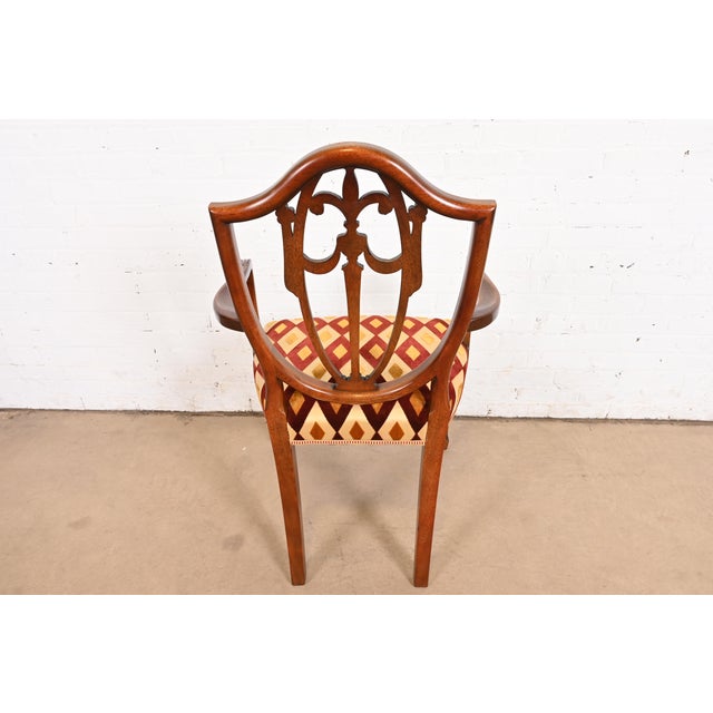 Kindel Furniture Federal Mahogany Shield Back Dining Chairs, Set of Eight For Sale - Image 10 of 11
