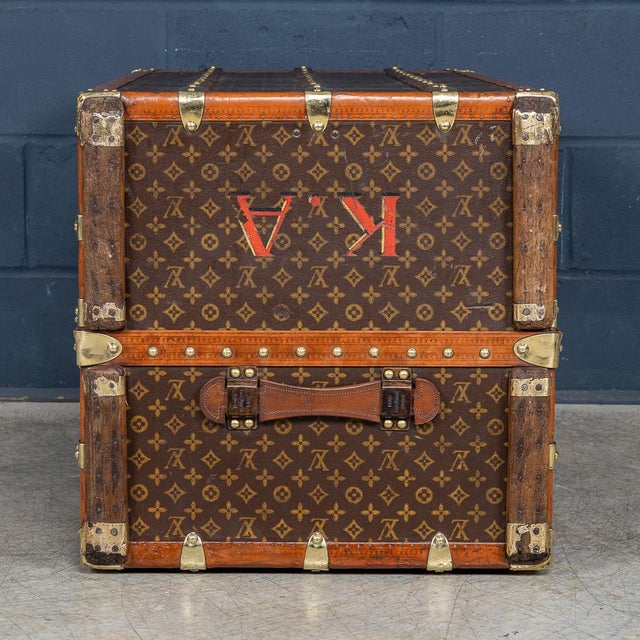 20th Century Wardrobe Trunk in Monogram Canvas from Louis Vuitton, France, 1930s For Sale - Image 9 of 18
