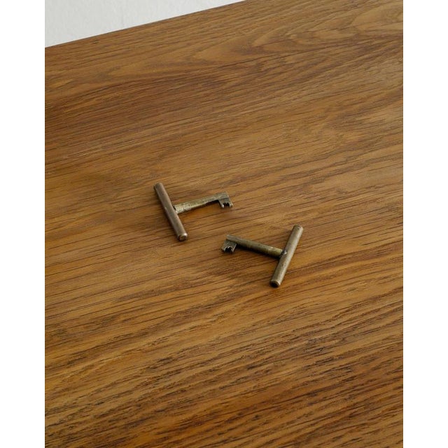 Mid-Century Modern Danish Wooden 232 Sideboard in Oak and Brass by Børge Mogensen, 1960s For Sale - Image 6 of 7