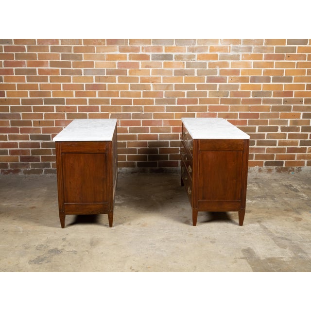 Brown Pair of French 19th Century Three-Drawer Walnut Commodes with White Marble Tops For Sale - Image 8 of 12