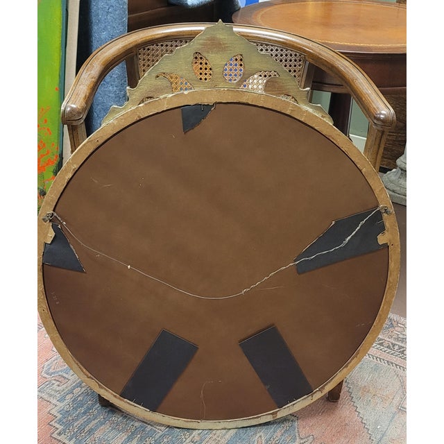 Rustic European 1920s Round Gilt Plaster and Wood Mirror For Sale - Image 3 of 8