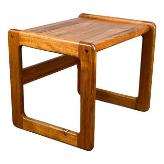 Mid-Century Modern Side Table in Teak, 1960s For Sale
