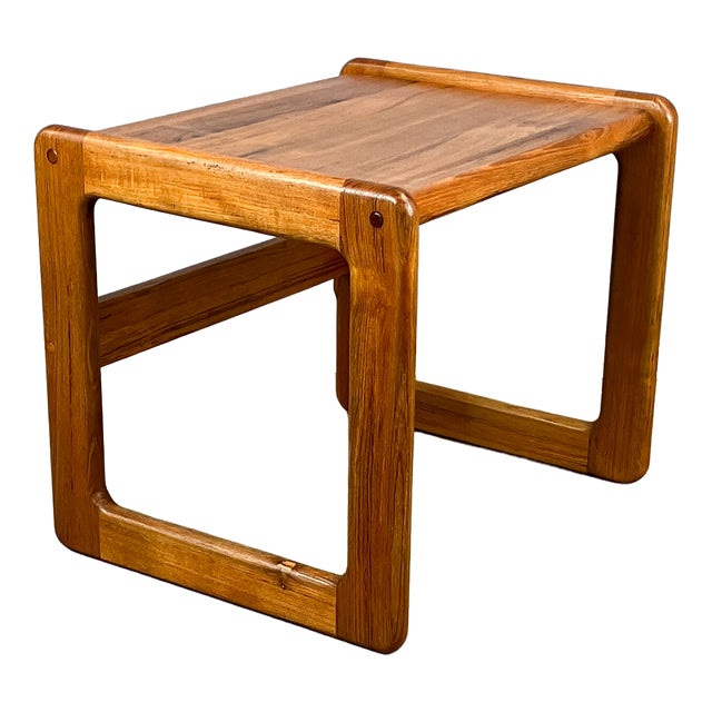 Mid-Century Modern Side Table in Teak, 1960s For Sale