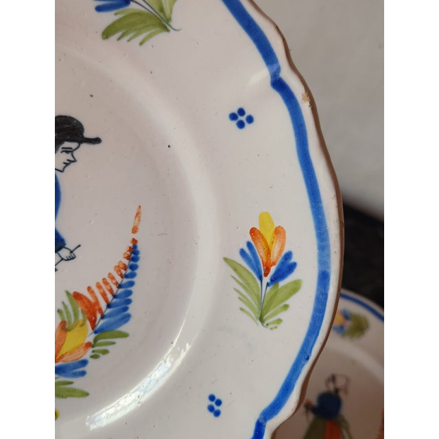 Antique French Decorative Folk Art Plates from HR Quimper, 1800s, Set of 2 For Sale - Image 7 of 15