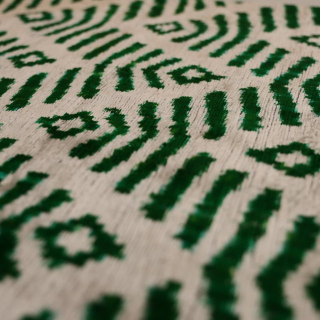 Hand-Knotted Emerald Green Geometric Silk Velvet Pillow - 20x20 Ikat For Sale In San Francisco - Image 6 of 8