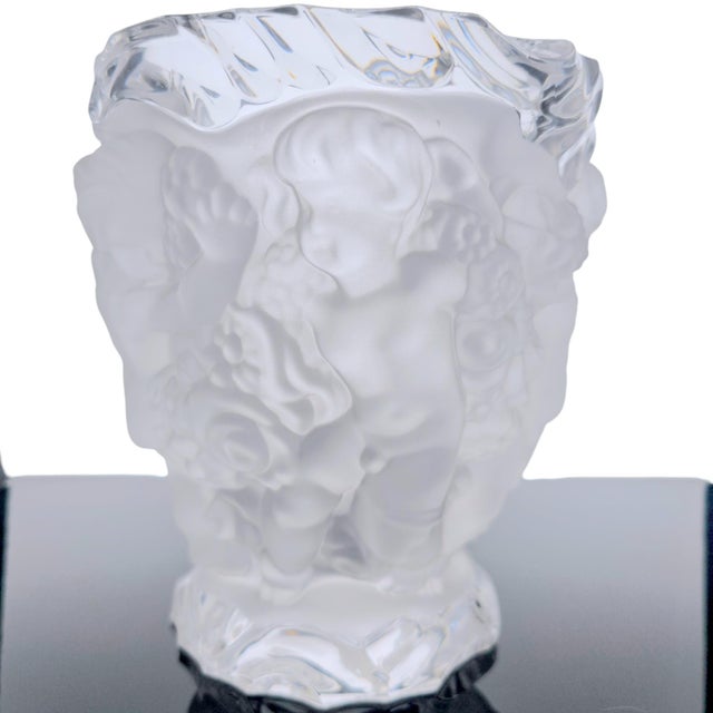 Bombay Company German Frosted Cherub Lead Crystal Vase 7.25" For Sale - Image 12 of 12
