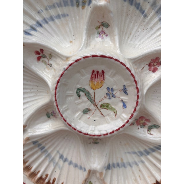 French 19th Century Majolica Oyster Flowers Plate Longchamp For Sale - Image 3 of 5