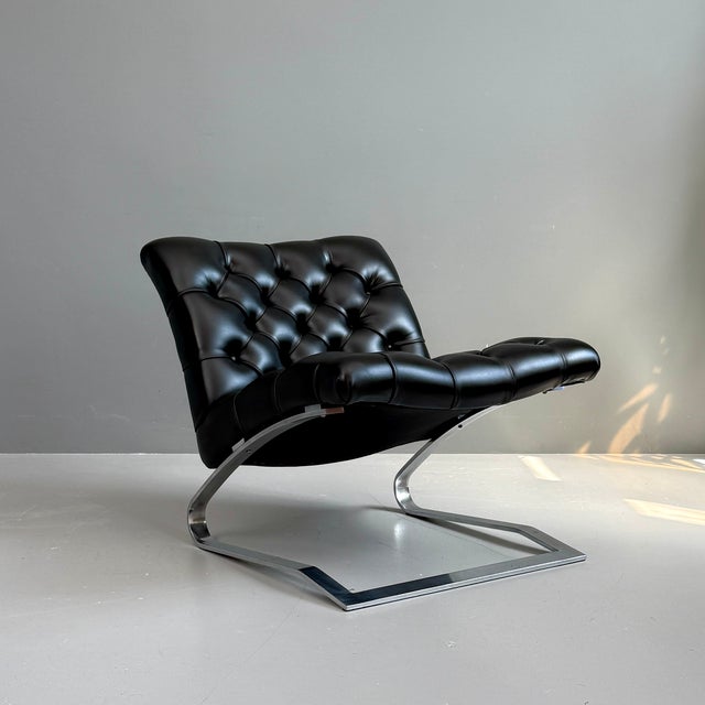 Swinging Tufted Armchair, 1970s, in Good conditions. Designed 1970 to 1979