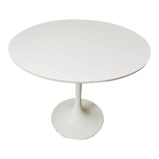 1970s White Tulip Style Dining Table For Sale