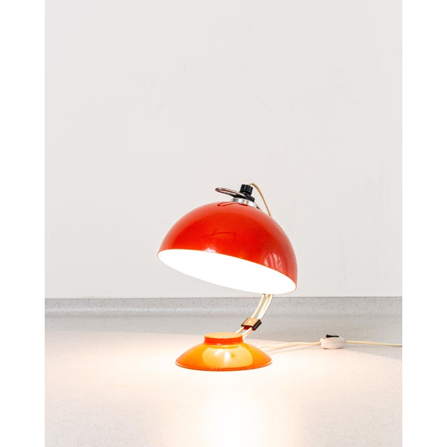 Mid-Century Red Metal Table Lamp For Sale - Image 4 of 5