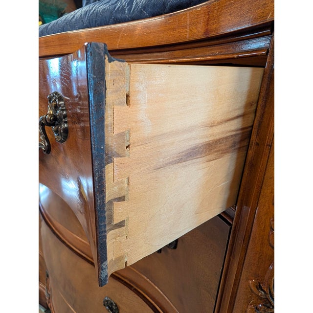 Vintage Century Furniture Mahogany Serpentine Chest & Bedside Cabinet | French Provincial Influence, 2 Pieces For Sale - Image 17 of 18
