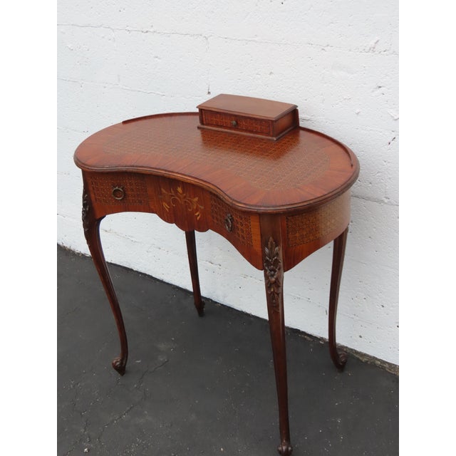 French Early 1900s Kidney Shape Carved Inlaid Small Writing Desk 6620 For Sale - Image 9 of 16