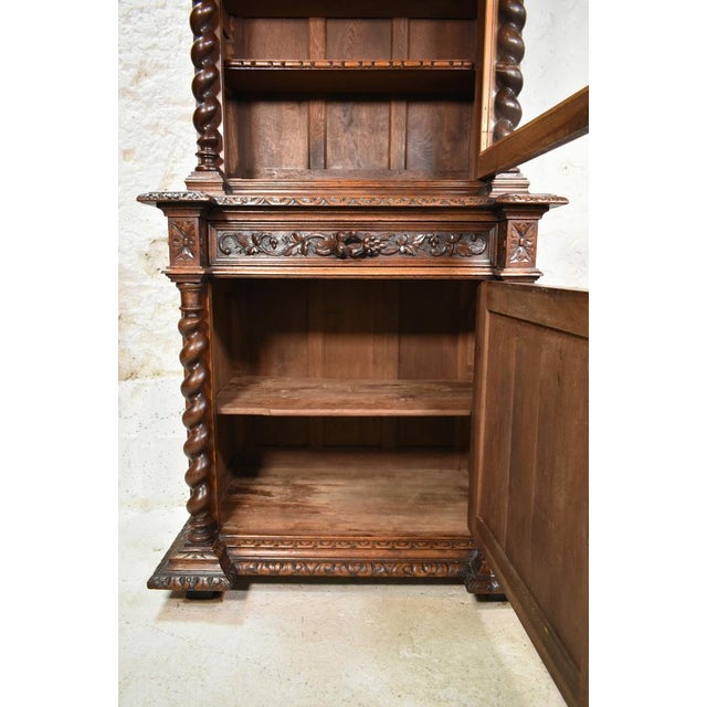French Louis Xiii Style Oak Hunt Display Cabinet For Sale - Image 18 of 18